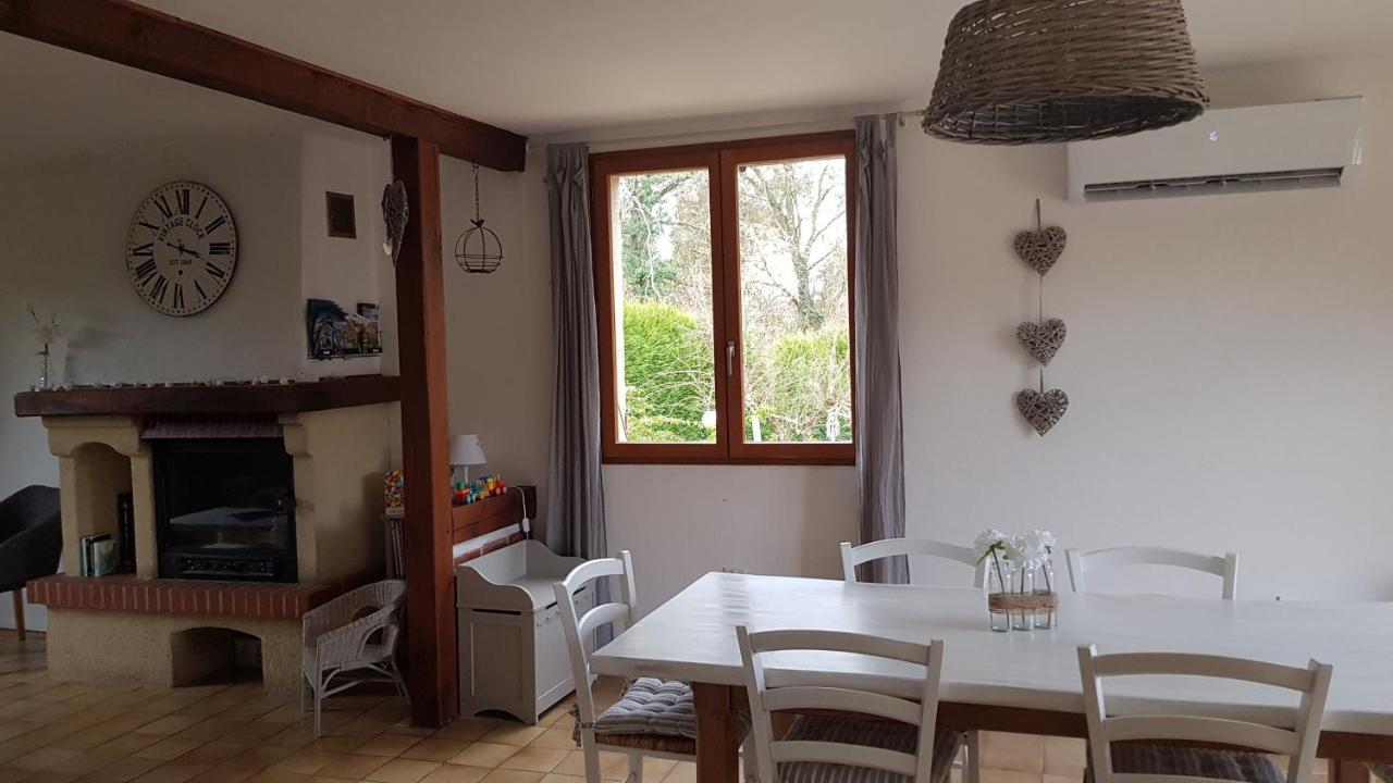 Le Cottage De Mae Seigy Buitenkant foto